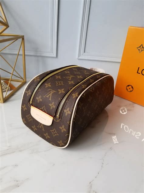 fake louis vuitton toiletry bag|louis vuitton vintage toiletry bag.